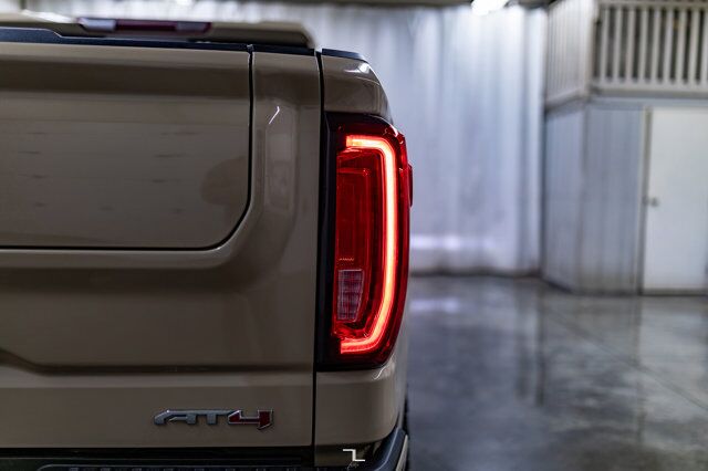 2023 GMC Sierra 1500 4x4 Crew Cab AT4 Leather Roof Nav BCam Red Deer AB