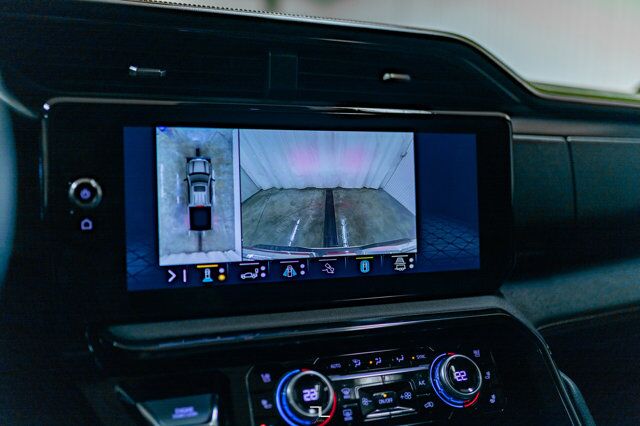 2023 GMC Sierra 1500 4x4 Crew Cab AT4 Leather Roof Nav BCam Red Deer AB