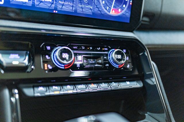 2023 GMC Sierra 1500 4x4 Crew Cab AT4 Leather Roof Nav BCam Red Deer AB