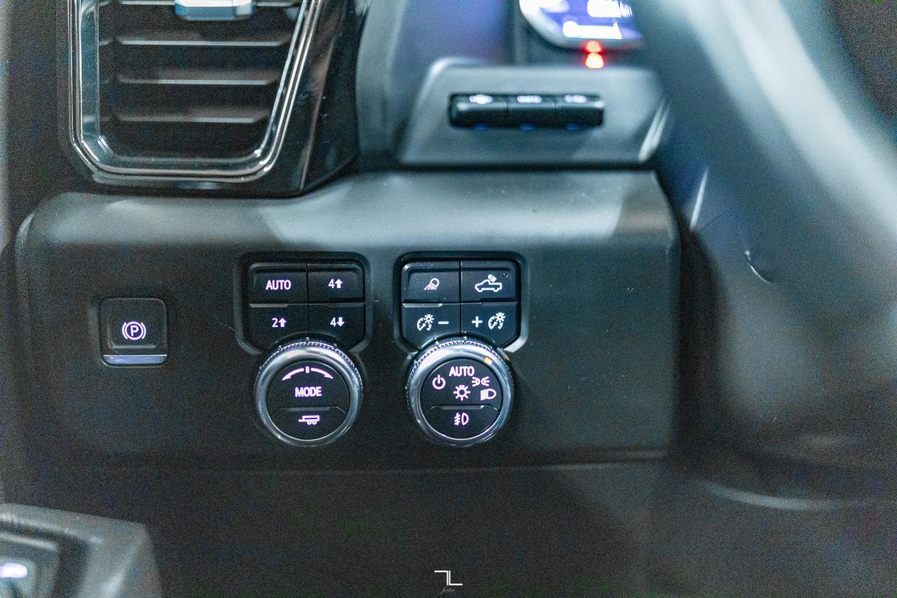 2023 GMC Sierra 1500 4x4 Crew Cab AT4X Leather Roof Nav BCam Red Deer AB