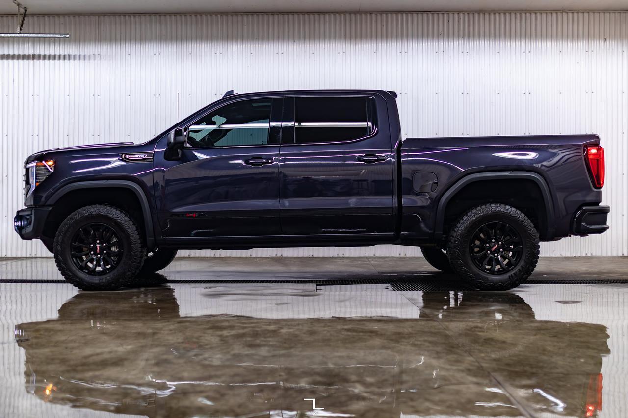 2023 GMC Sierra 1500 4x4 Crew Cab AT4X Leather Roof Nav BCam Red Deer AB