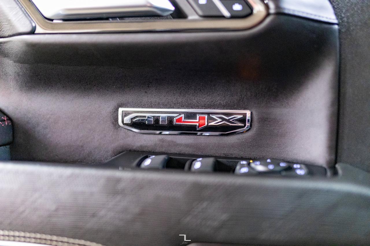 2023 GMC Sierra 1500 4x4 Crew Cab AT4X Leather Roof Nav BCam Red Deer AB