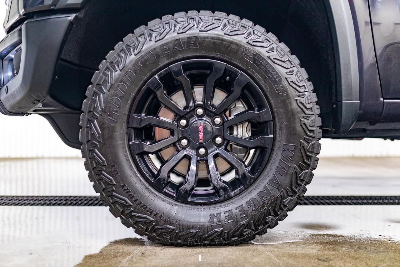 2023 GMC Sierra 1500 4x4 Crew Cab AT4X Leather Roof Nav BCam Red Deer AB