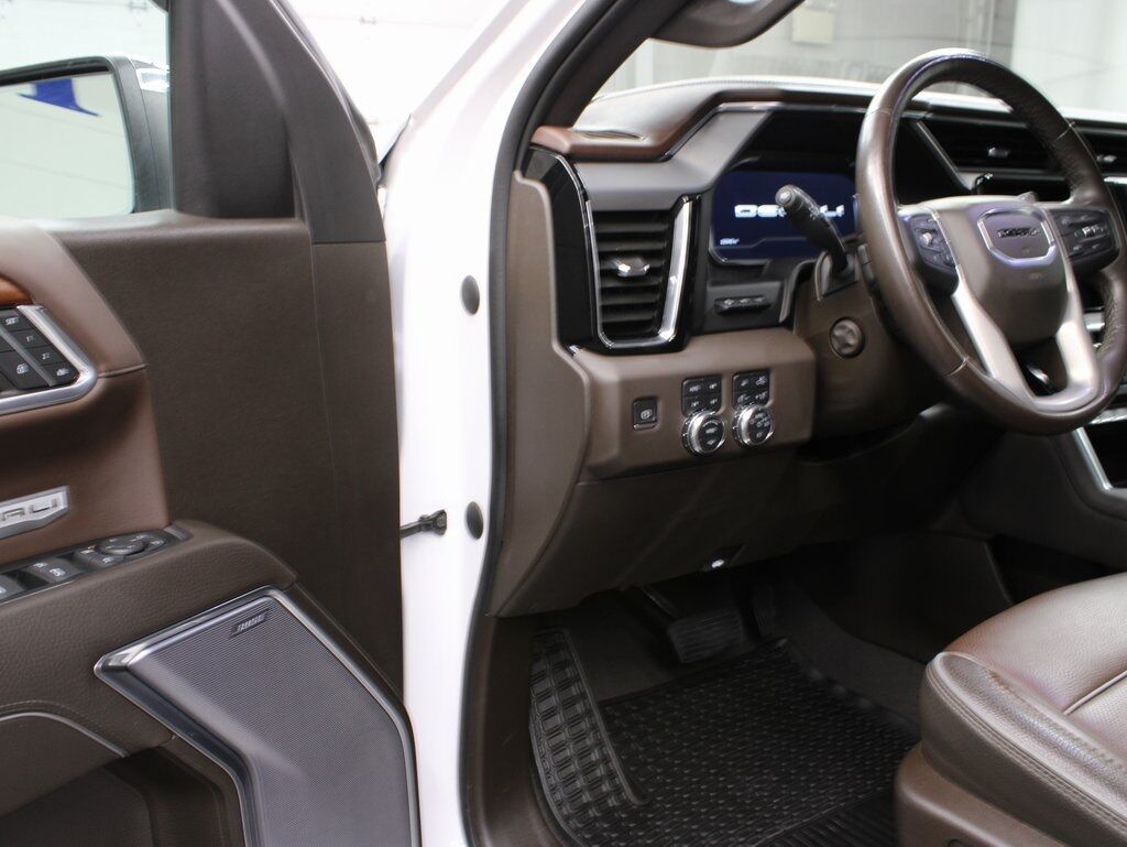 2023 GMC Sierra 1500 4x4 Crew Cab Denali Fond du Lac WI