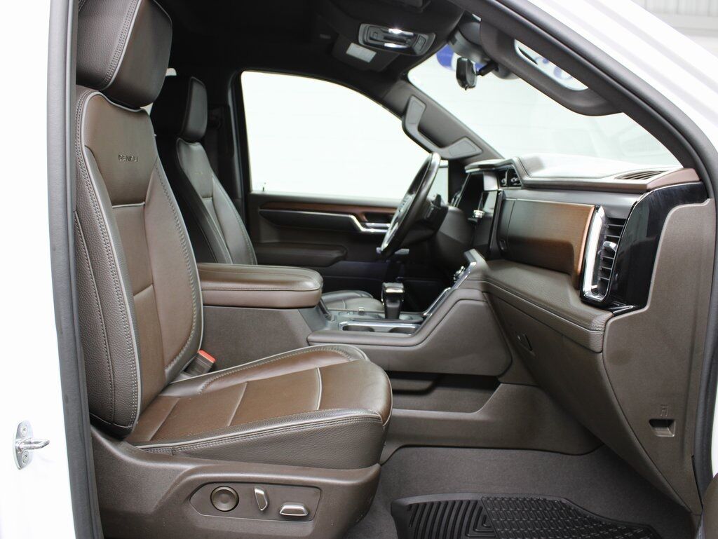 2023 GMC Sierra 1500 4x4 Crew Cab Denali Fond du Lac WI