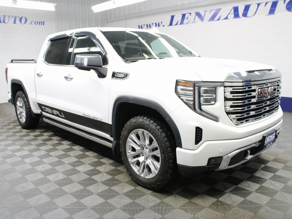 2023 GMC Sierra 1500 4x4 Crew Cab Denali Fond du Lac WI