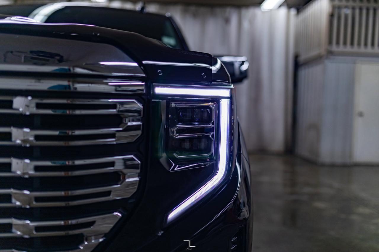 2023 GMC Sierra 1500 4x4 Crew Cab Denali Leather Roof Nav Red Deer AB