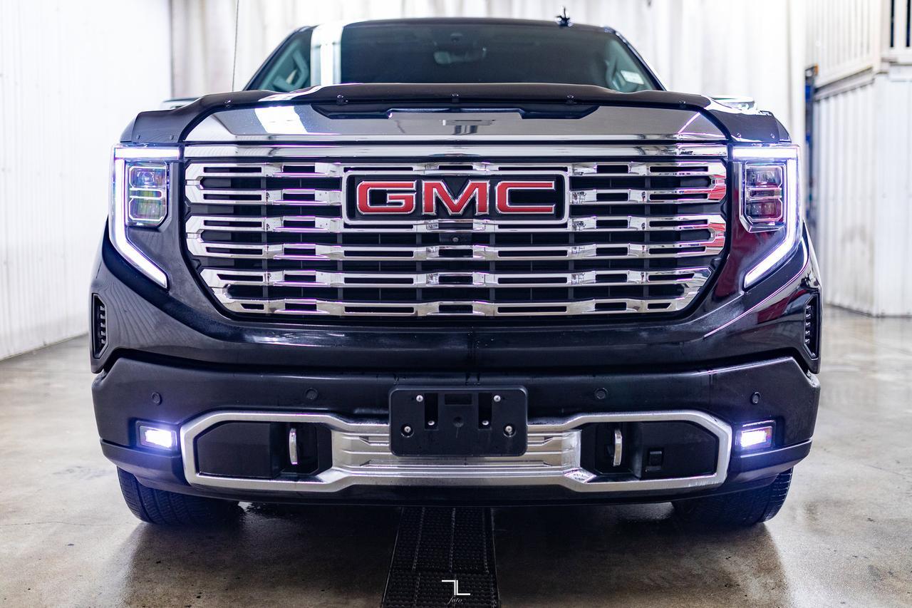 2023 GMC Sierra 1500 4x4 Crew Cab Denali Leather Roof Nav Red Deer AB