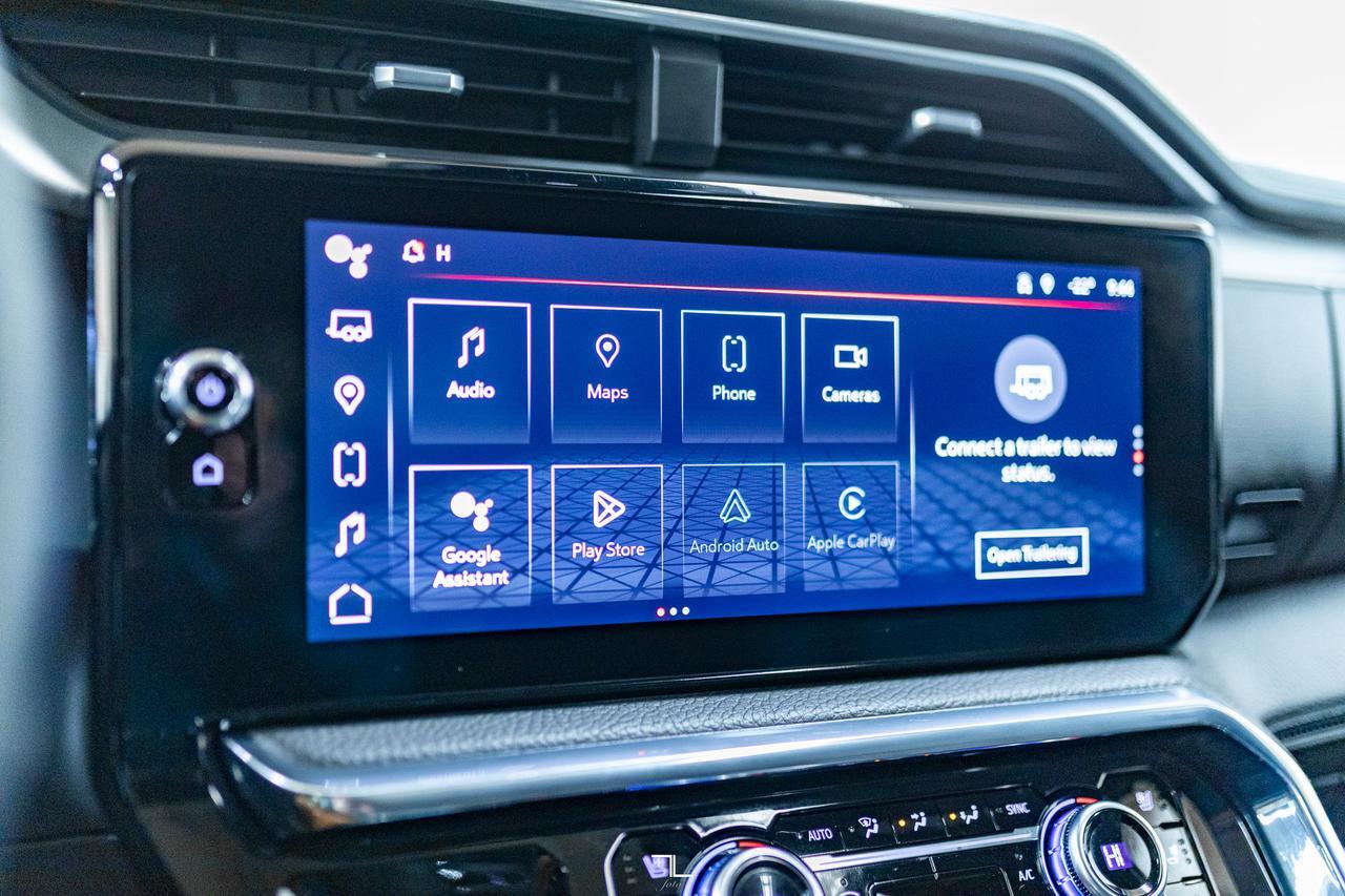 2023 GMC Sierra 1500 4x4 Crew Cab Denali Leather Roof Nav Red Deer AB