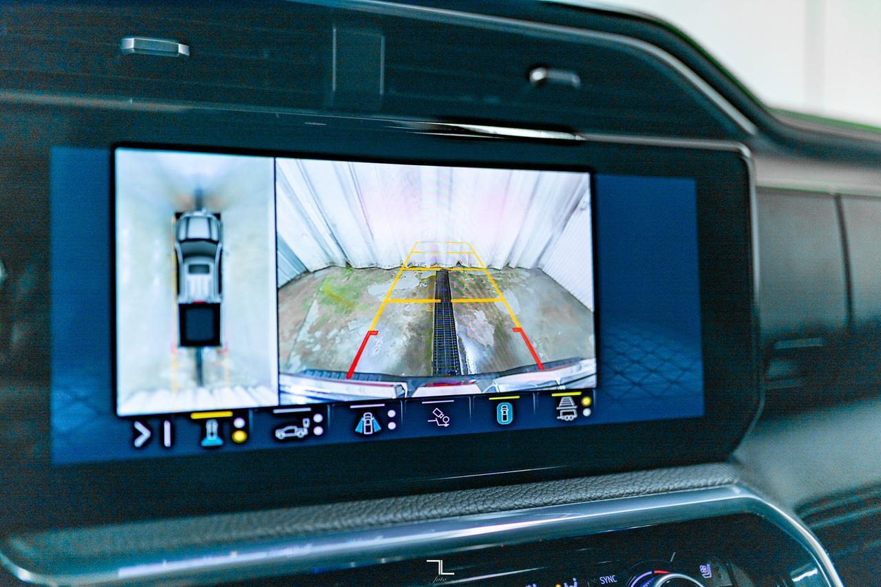 2023 GMC Sierra 1500 4x4 Crew Cab Denali Leather Roof Nav Red Deer AB