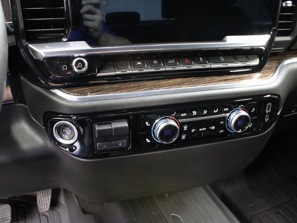 2023 GMC Sierra 1500 4x4 Crew Cab Elevation Fond du Lac WI