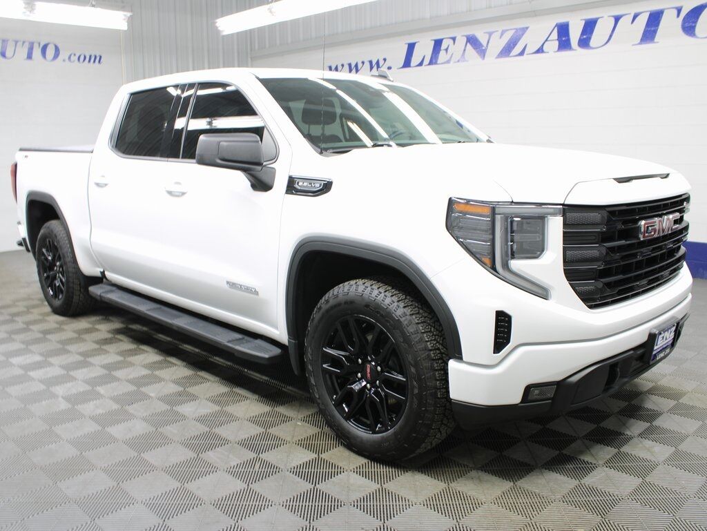 2023 GMC Sierra 1500 4x4 Crew Cab Elevation Fond du Lac WI
