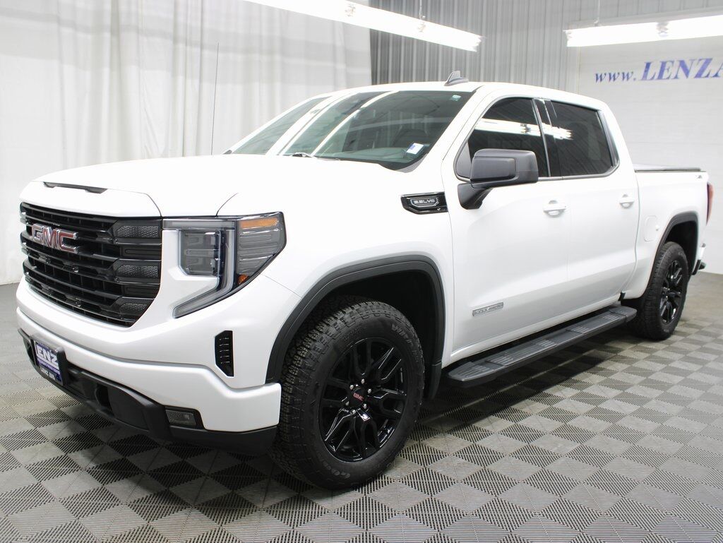 2023 GMC Sierra 1500 4x4 Crew Cab Elevation Fond du Lac WI