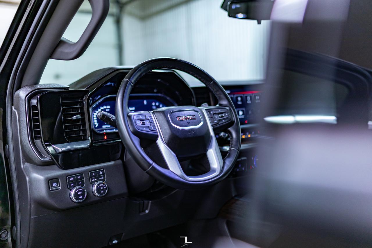 2023 GMC Sierra 1500 4x4 Crew Cab Elevation Leather Roof Nav Red Deer AB