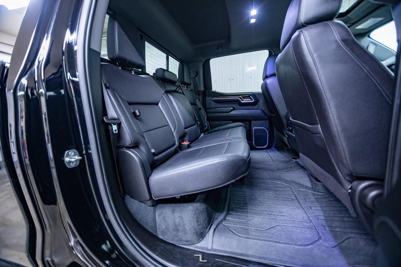 2023 GMC Sierra 1500 4x4 Crew Cab Elevation Leather Roof Nav Red Deer AB