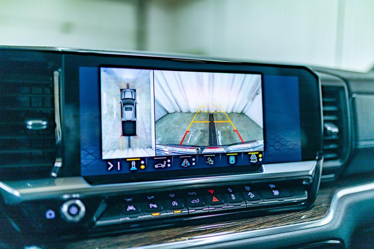 2023 GMC Sierra 1500 4x4 Crew Cab Elevation Leather Roof Nav Red Deer AB