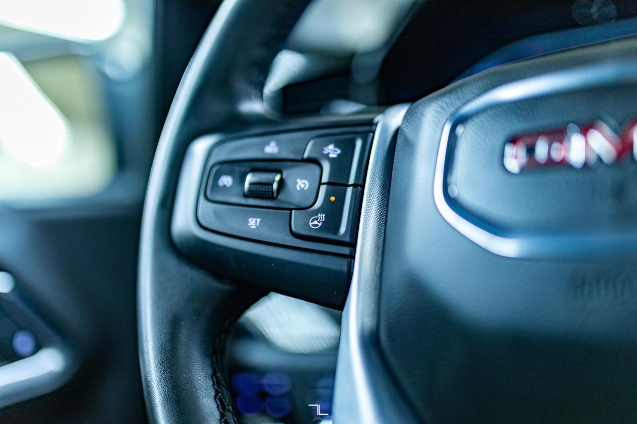 2023 GMC Sierra 1500 4x4 Crew Cab Elevation Leather Roof Nav Red Deer AB