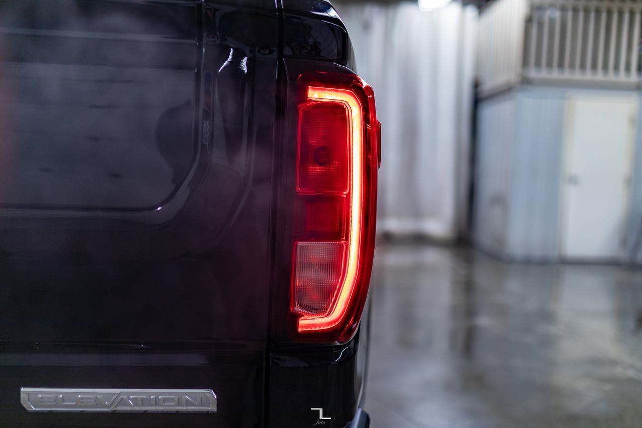 2023 GMC Sierra 1500 4x4 Crew Cab Elevation Leather Roof Nav Red Deer AB