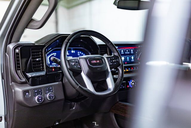 2023 GMC Sierra 1500 4x4 Crew Cab Elevation X31 Leather Nav BCam Red Deer AB