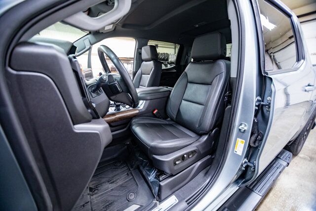 2023 GMC Sierra 1500 4x4 Crew Cab Elevation X31 Leather Nav BCam Red Deer AB