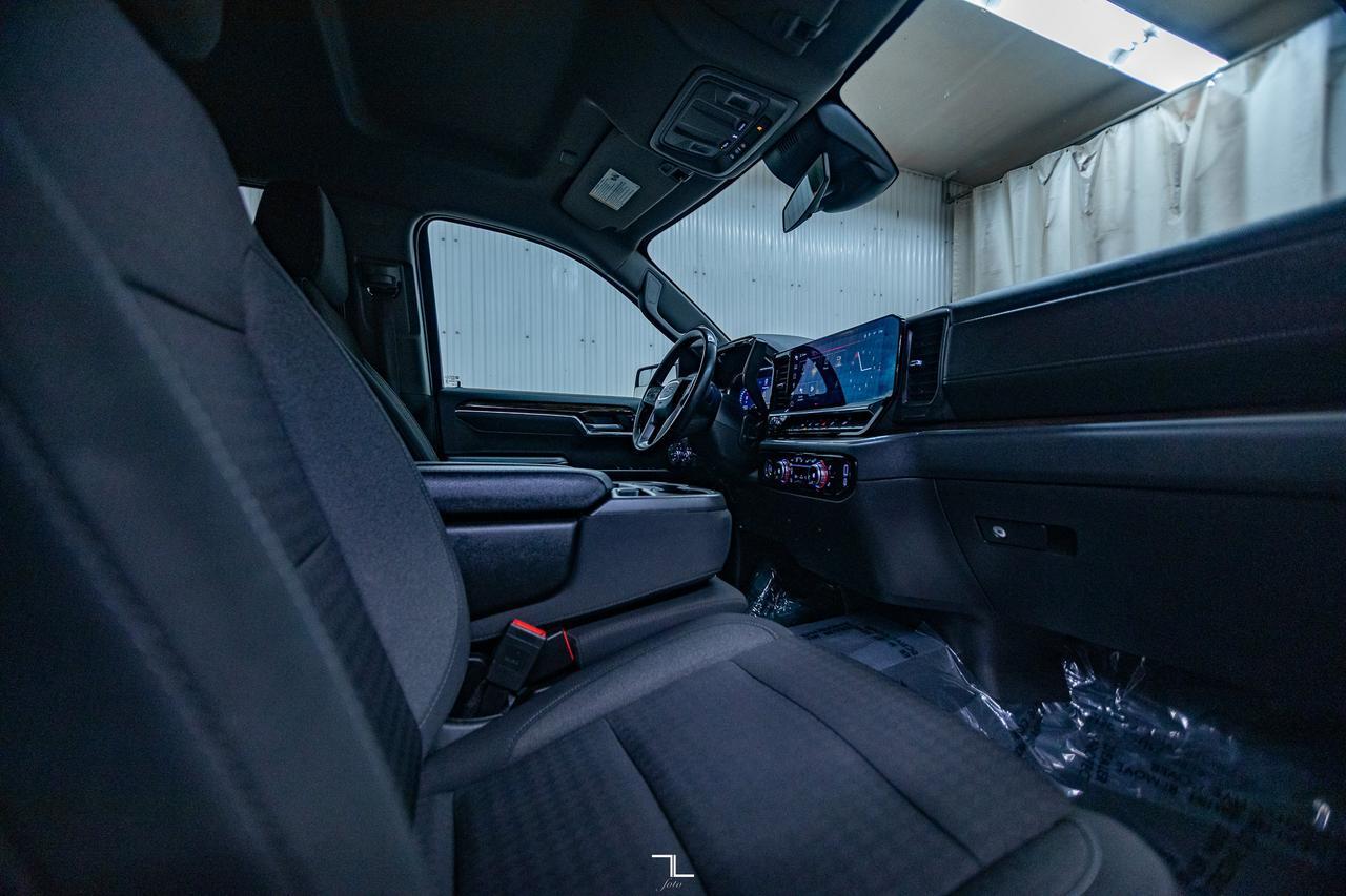 2023 GMC Sierra 1500 4x4 Crew Cab SLE Nav BCam 6.5' Box Red Deer AB