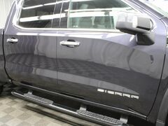 2023 GMC Sierra 1500 4x4 Crew Cab SLT Fond du Lac WI