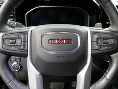 2023 GMC Sierra 1500 4x4 Crew Cab SLT Fond du Lac WI