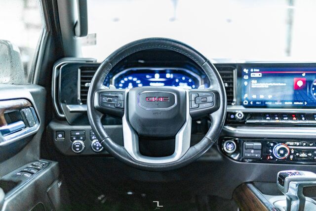 2023 GMC Sierra 1500 4x4 Crew Cab SLT Leather Nav BCam Red Deer AB