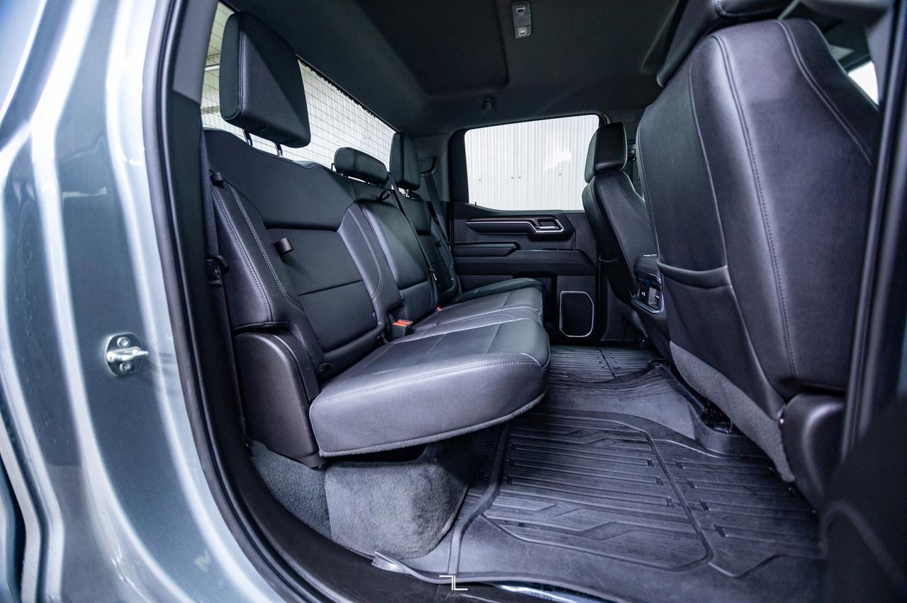 2023 GMC Sierra 1500 4x4 Crew Cab SLT Leather Nav BCam Red Deer AB