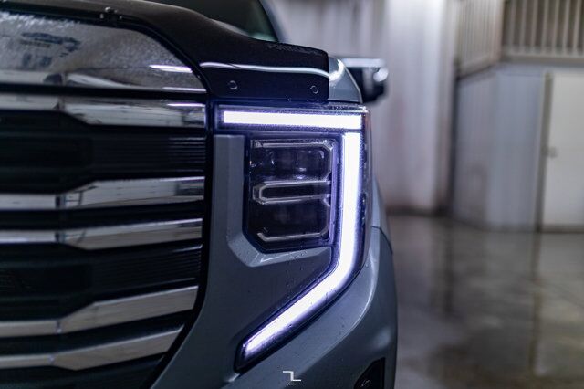 2023 GMC Sierra 1500 4x4 Crew Cab SLT Leather Nav BCam Red Deer AB