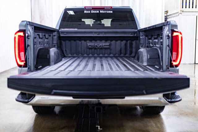 2023 GMC Sierra 1500 4x4 Crew Cab SLT Leather Nav BCam Red Deer AB