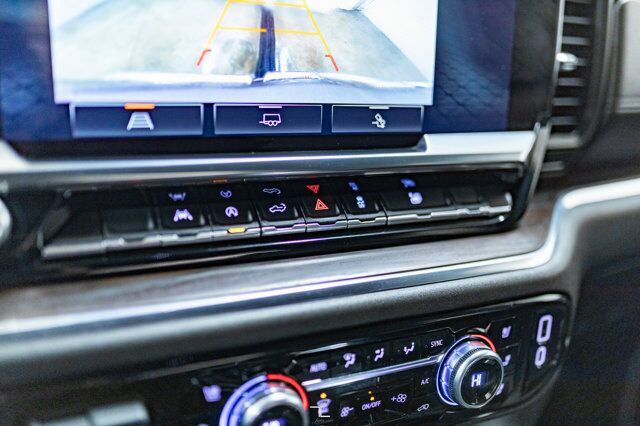 2023 GMC Sierra 1500 4x4 Crew Cab SLT Leather Nav BCam Red Deer AB