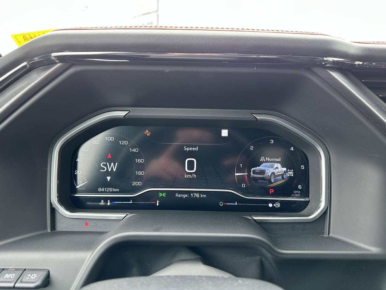 2023 GMC Sierra 1500 AT4 | Sun Roof | Premium Pgk | Tech Pkg | Multi Pro Tailgate | 360 Camera | Tow Pkg | Box Liner Redwater AB