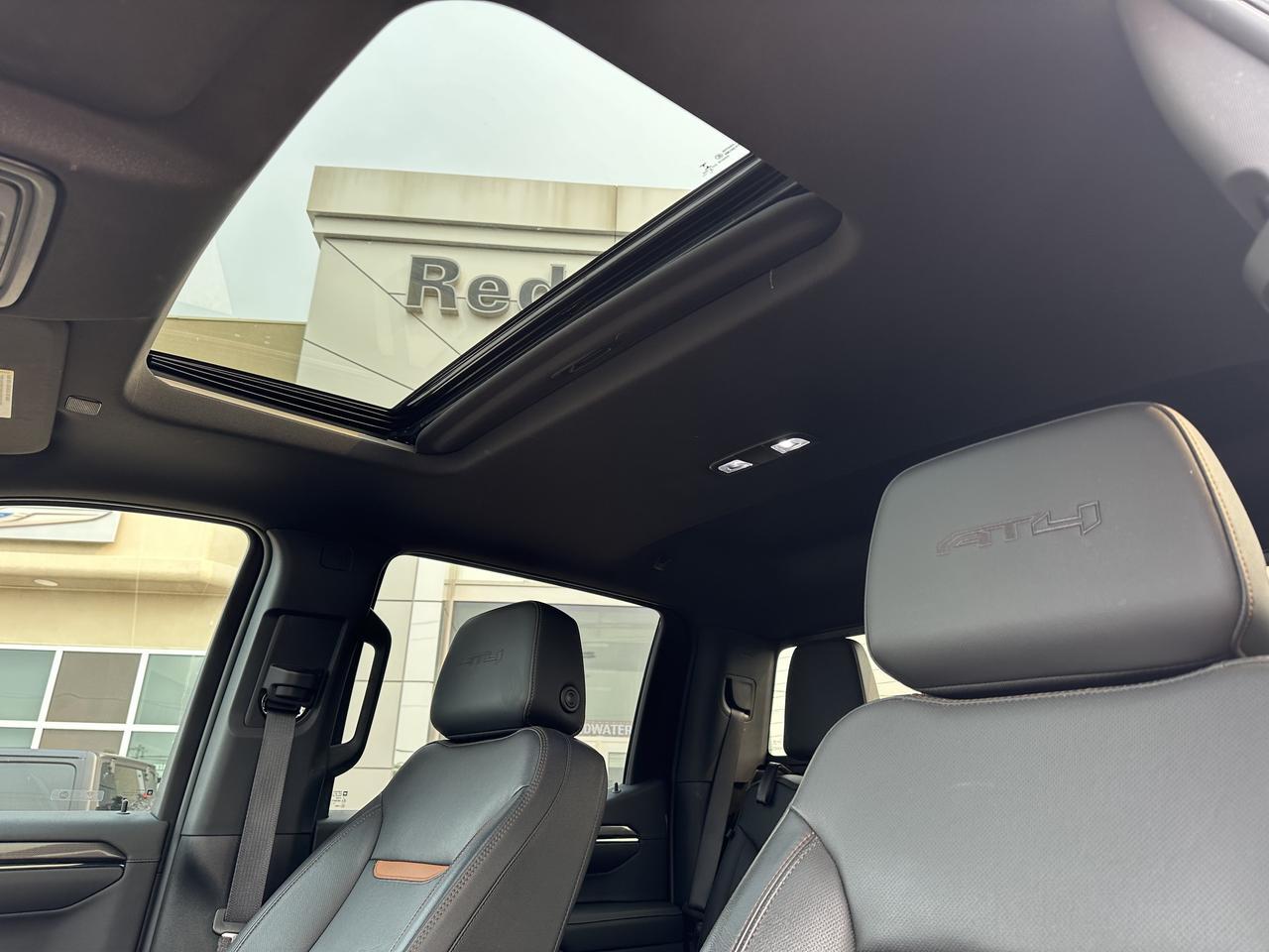 2023 GMC Sierra 1500 AT4 | Sun Roof | Premium Pgk | Tech Pkg | Multi Pro Tailgate | 360 Camera | Tow Pkg | Box Liner Redwater AB