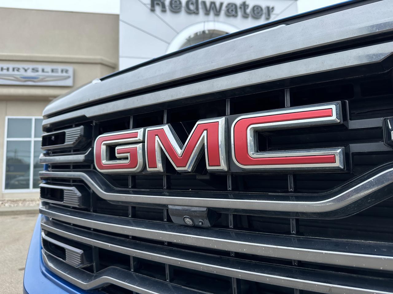 2023 GMC Sierra 1500 AT4 | Sun Roof | Premium Pgk | Tech Pkg | Multi Pro Tailgate | 360 Camera | Tow Pkg | Box Liner Redwater AB