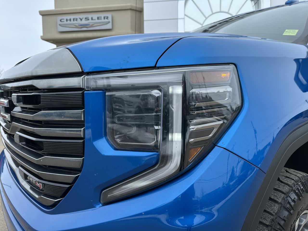 2023 GMC Sierra 1500 AT4 | Sun Roof | Premium Pgk | Tech Pkg | Multi Pro Tailgate | 360 Camera | Tow Pkg | Box Liner Redwater AB