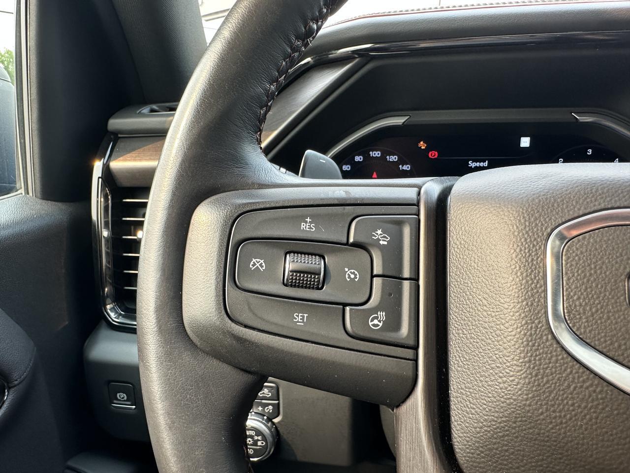 2023 GMC Sierra 1500 AT4 | Sun Roof | Premium Pgk | Tech Pkg | Multi Pro Tailgate | 360 Camera | Tow Pkg | Box Liner Redwater AB