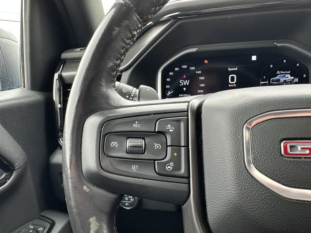 2023 GMC Sierra 1500 AT4 | Sun Roof | Premium Pgk | Tech Pkg | Multi Pro Tailgate | 360 Camera | Tow Pkg | Box Liner Redwater AB