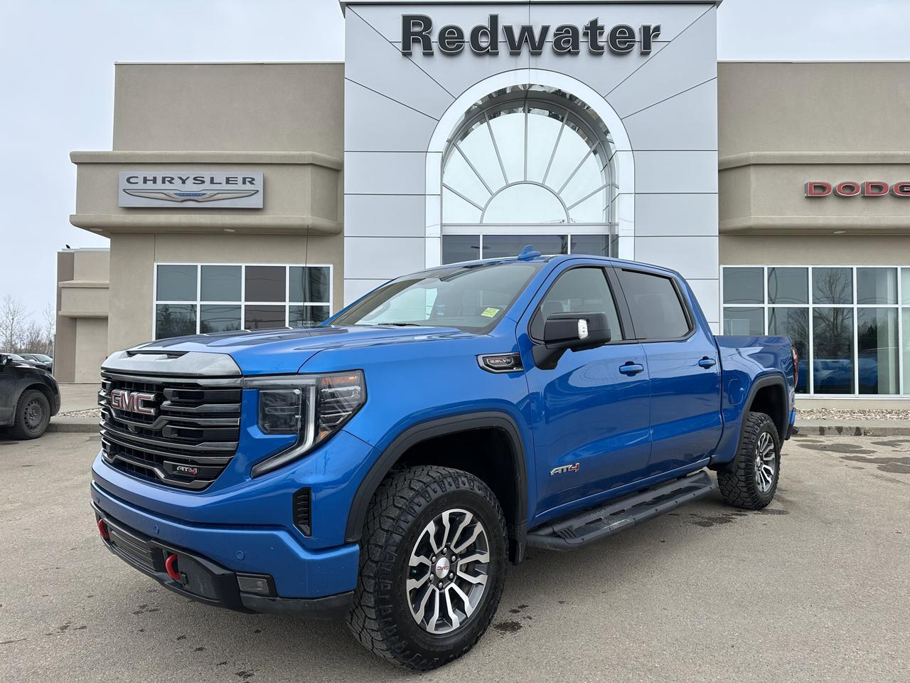 2023 GMC Sierra 1500 AT4 | Sun Roof | Premium Pgk | Tech Pkg | Multi Pro Tailgate | 360 Camera | Tow Pkg | Box Liner Redwater AB