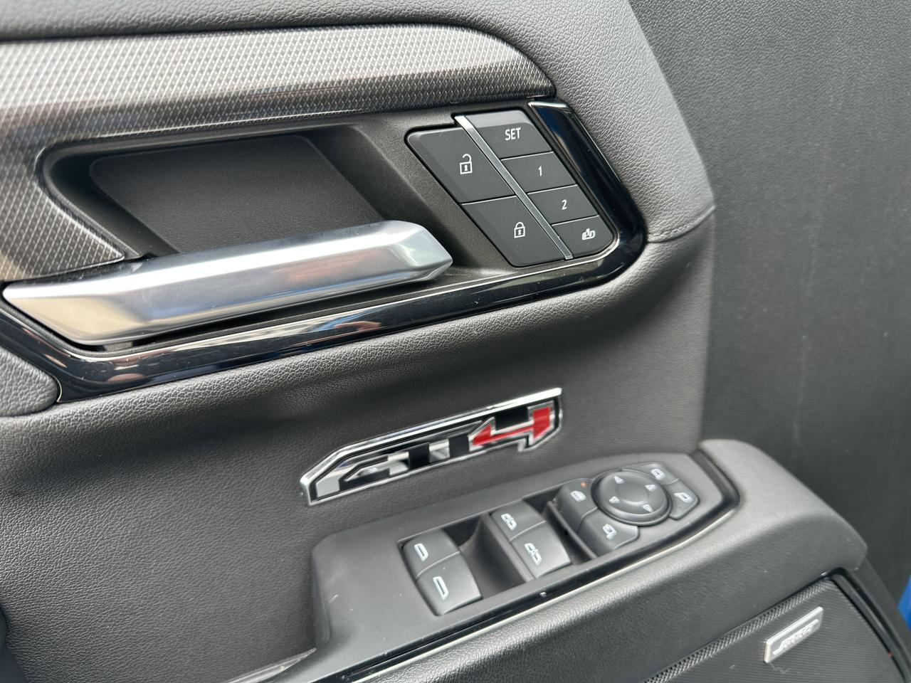 2023 GMC Sierra 1500 AT4 | Sun Roof | Premium Pgk | Tech Pkg | Multi Pro Tailgate | 360 Camera | Tow Pkg | Box Liner Redwater AB