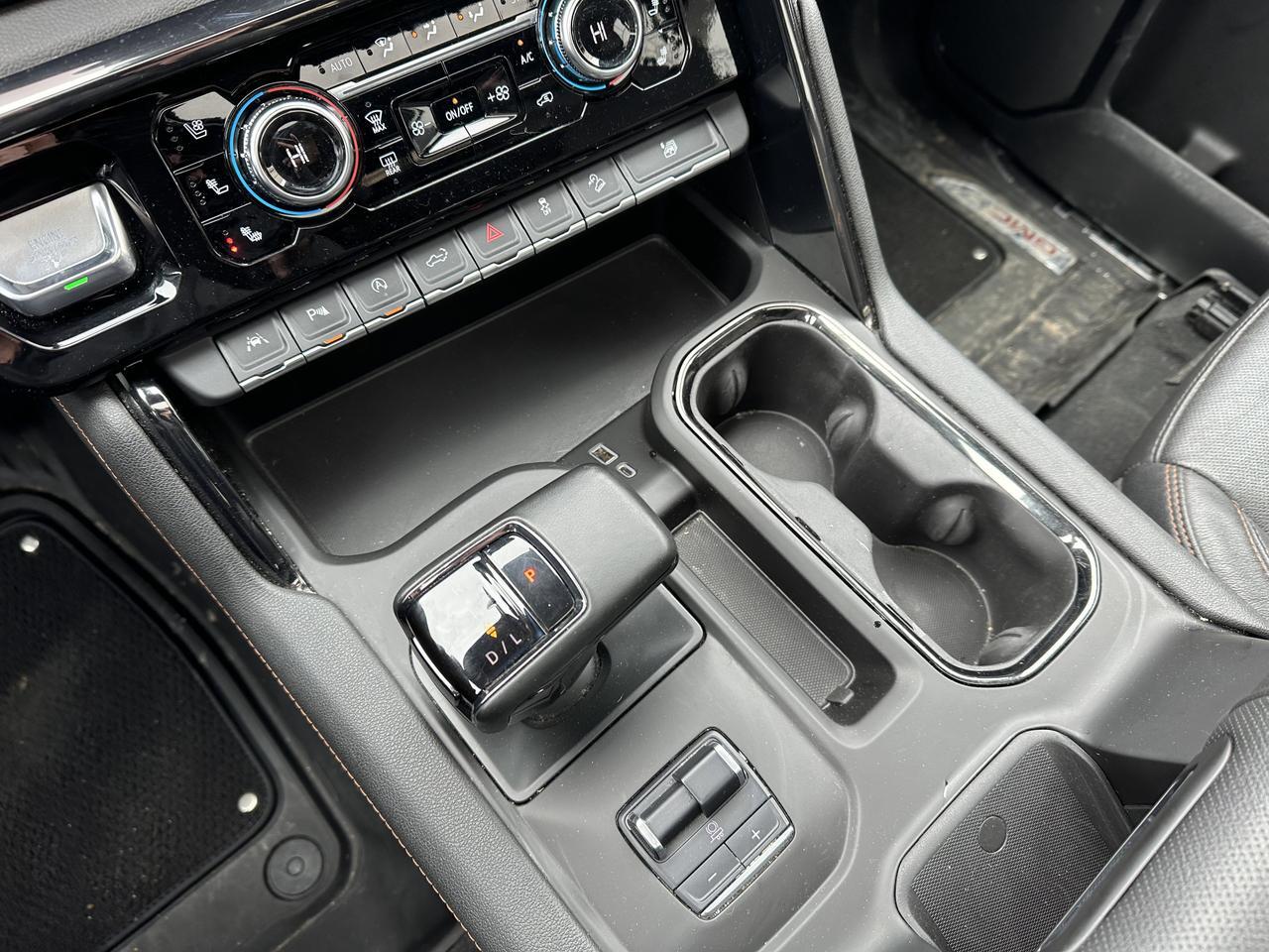 2023 GMC Sierra 1500 AT4 | Sun Roof | Premium Pgk | Tech Pkg | Multi Pro Tailgate | 360 Camera | Tow Pkg | Box Liner Redwater AB