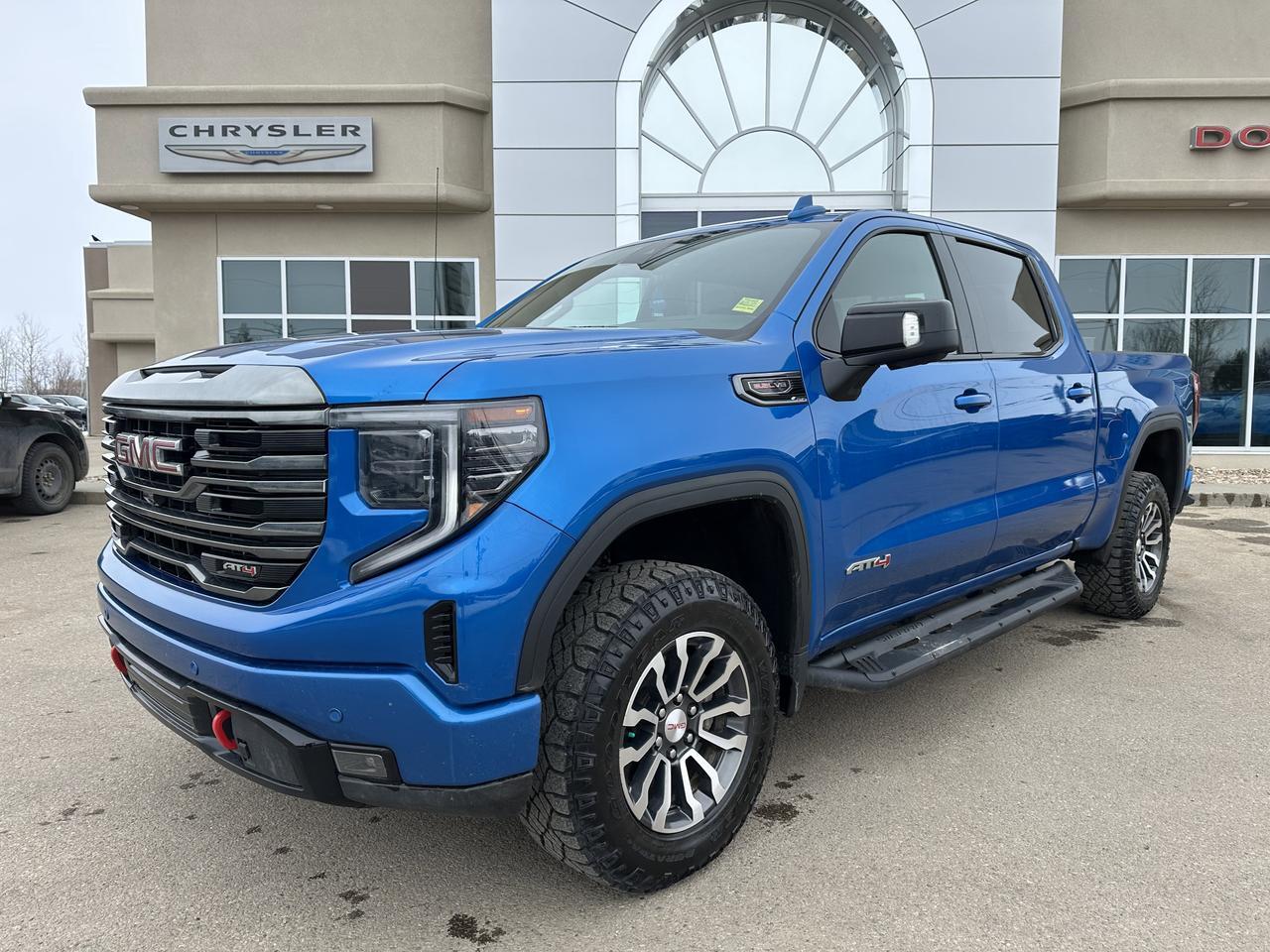 2023 GMC Sierra 1500 AT4 | Sun Roof | Premium Pgk | Tech Pkg | Multi Pro Tailgate | 360 Camera | Tow Pkg | Box Liner Redwater AB