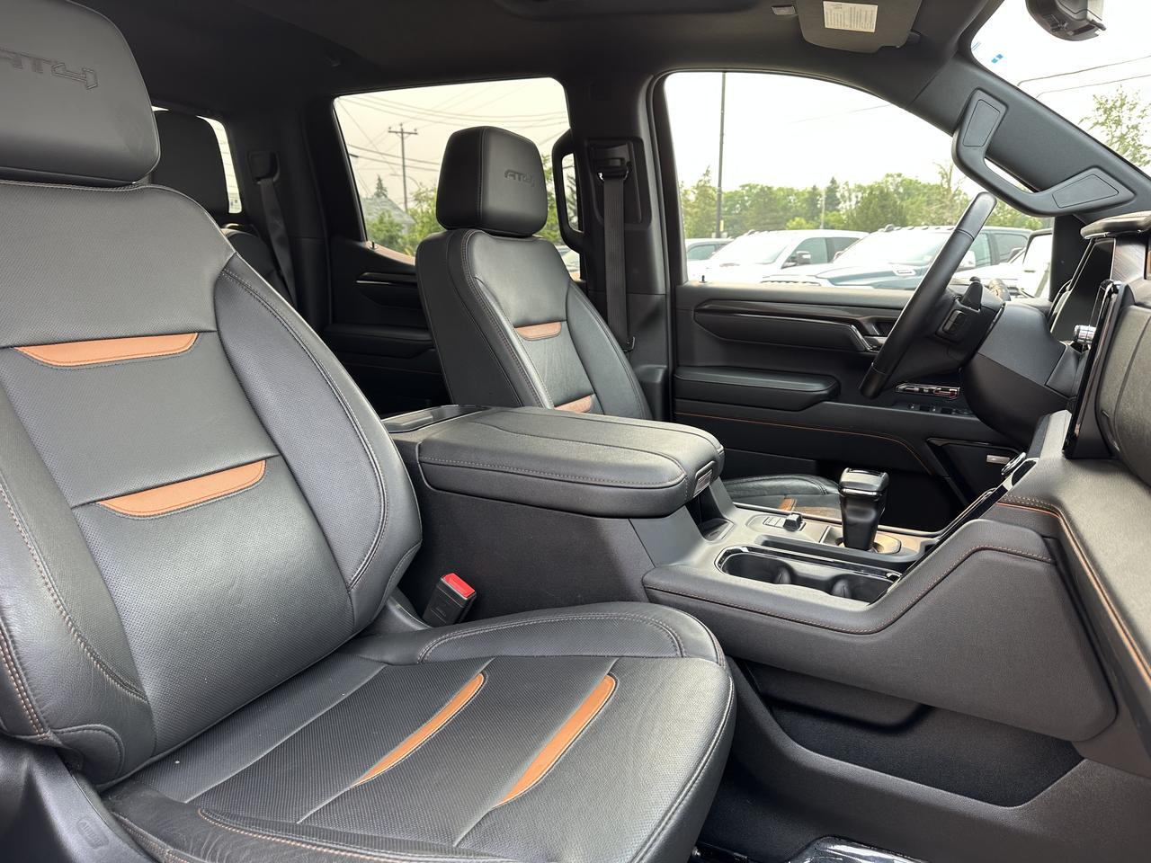 2023 GMC Sierra 1500 AT4 | Sun Roof | Premium Pgk | Tech Pkg | Multi Pro Tailgate | 360 Camera | Tow Pkg | Box Liner Redwater AB