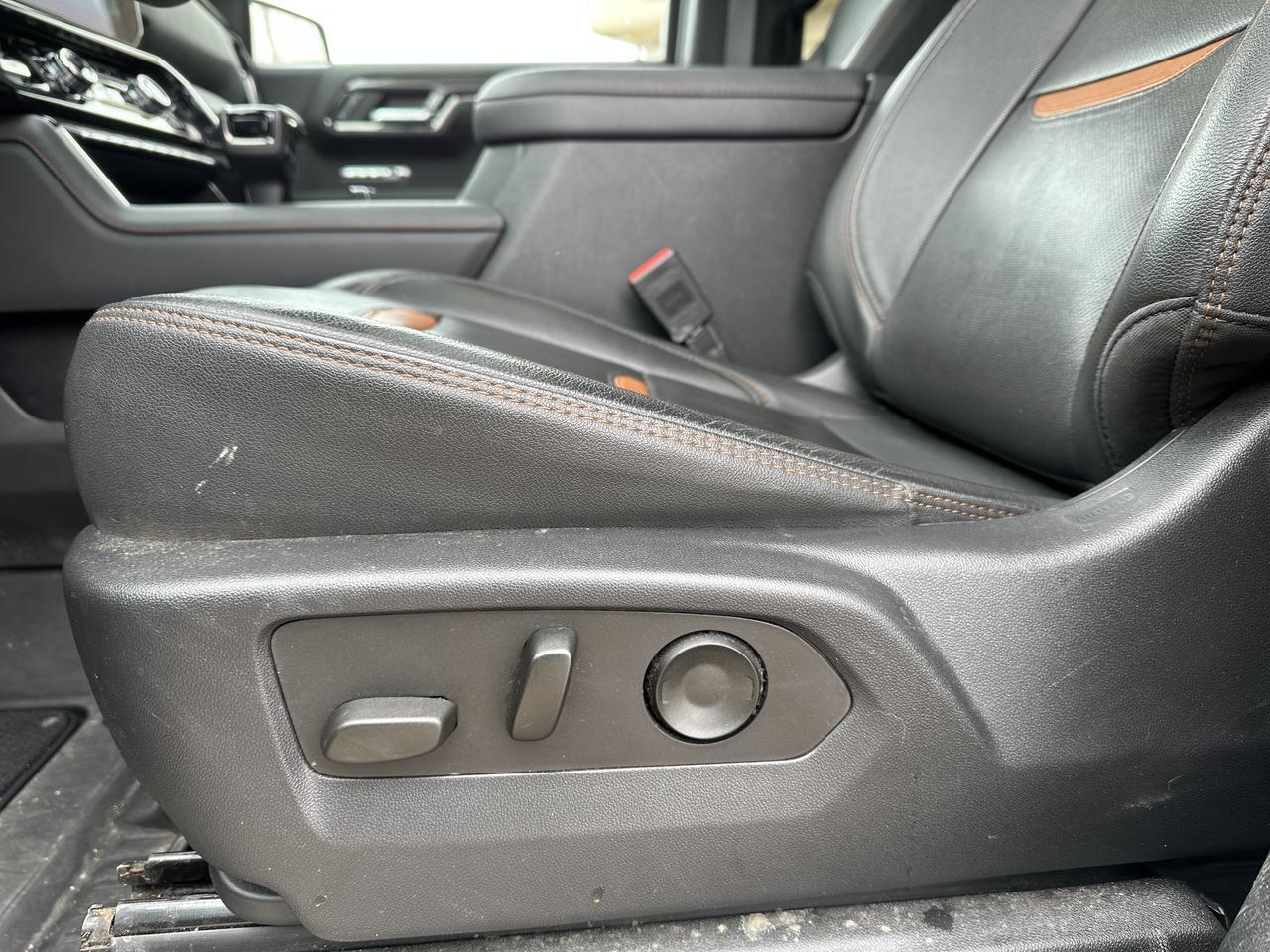 2023 GMC Sierra 1500 AT4 | Sun Roof | Premium Pgk | Tech Pkg | Multi Pro Tailgate | 360 Camera | Tow Pkg | Box Liner Redwater AB