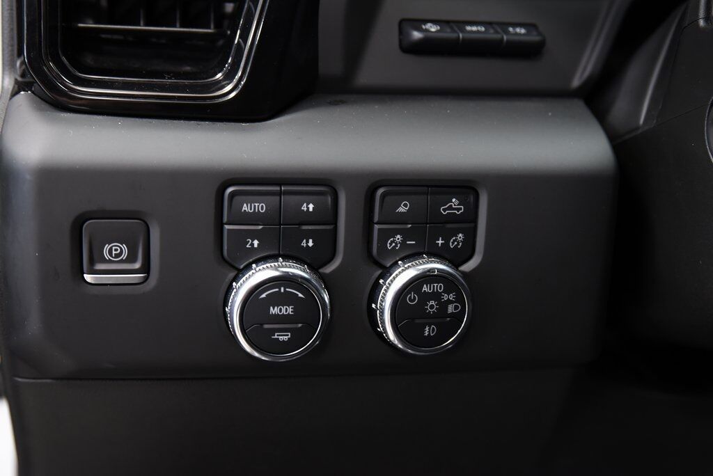 2023 GMC Sierra 1500 AT4 Akron OH