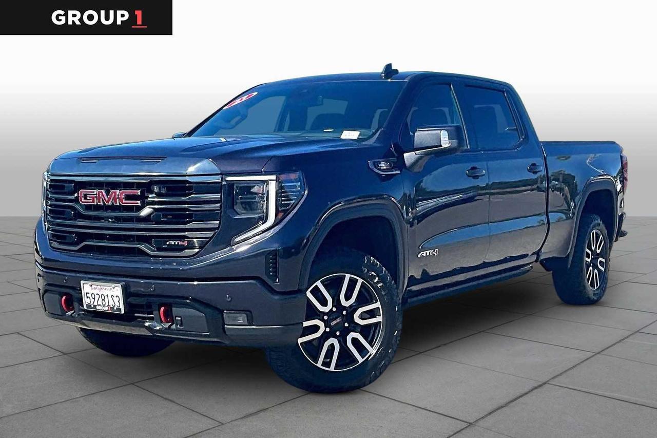 2023 GMC Sierra 1500 AT4