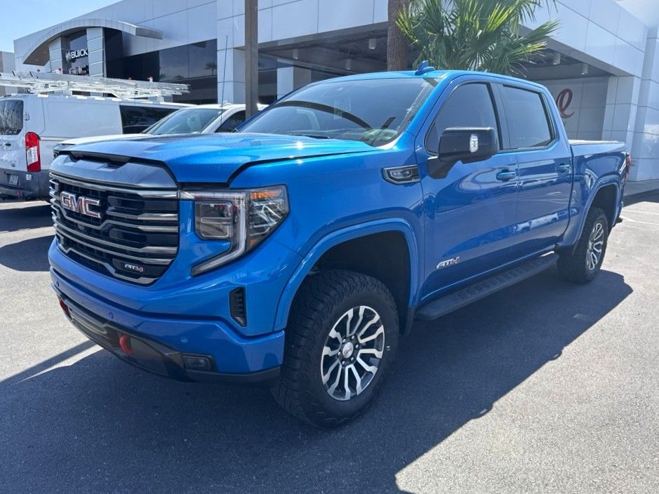 2023 GMC Sierra 1500 AT4