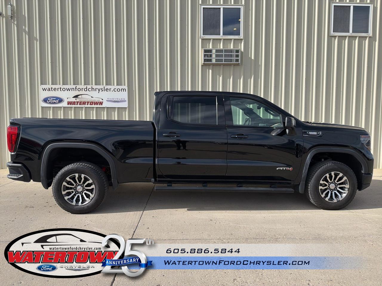 2023 GMC Sierra 1500 AT4