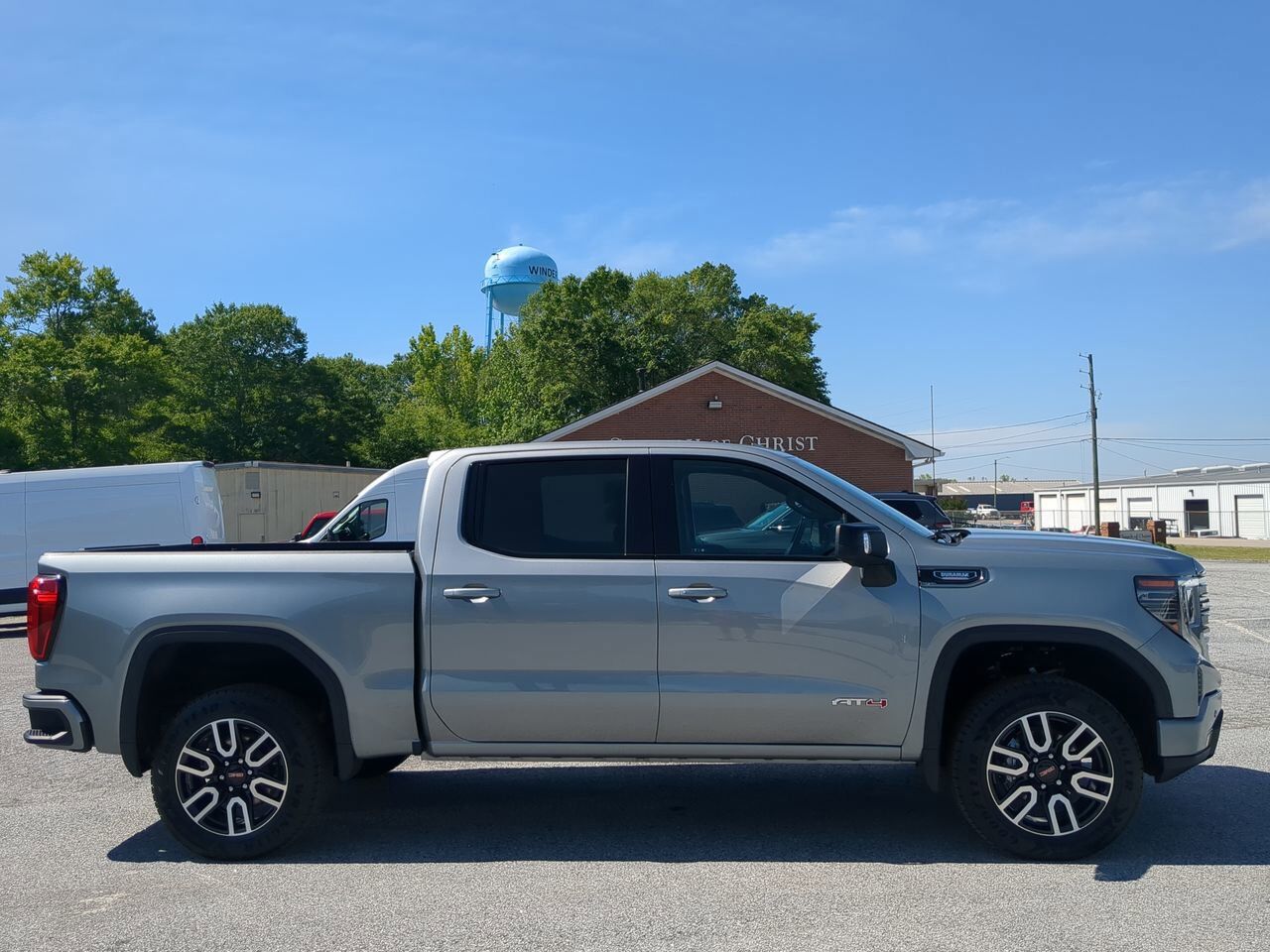 2023 GMC Sierra 1500 AT4