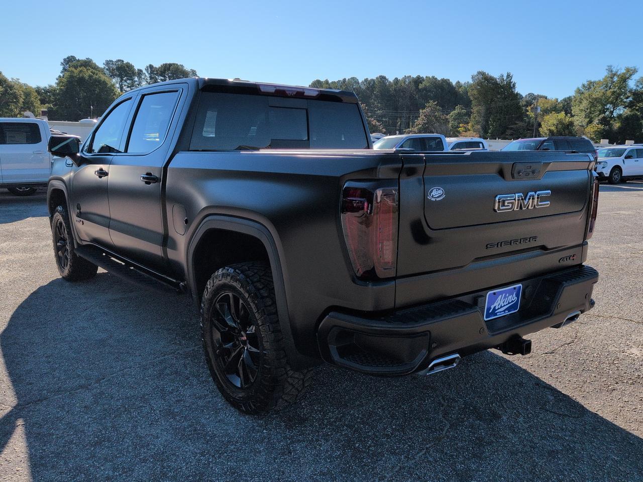 2023 GMC Sierra 1500 AT4 Winder GA